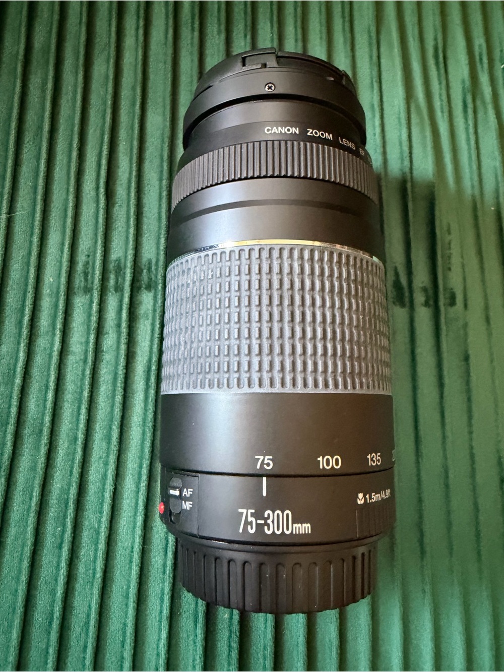 Canon 75-300mm Telephoto Zoom Lens in Black